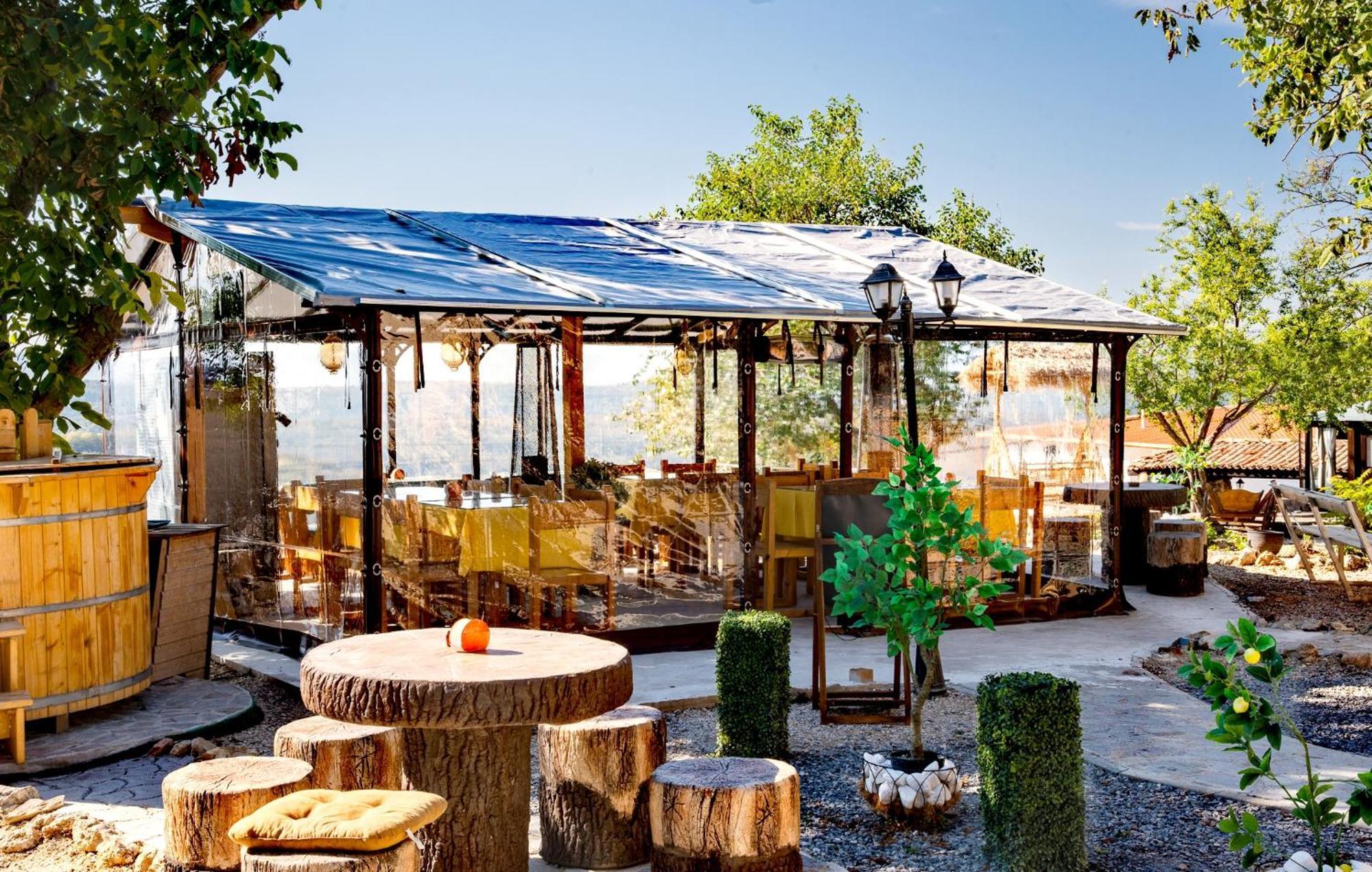 Complex Arbanashki Style-Panoramic View With Summer And Winter Terrace, Jacuzzi, Sauna, Children'S And Adult Area With Cinema Summer Arbanasi Dış mekan fotoğraf