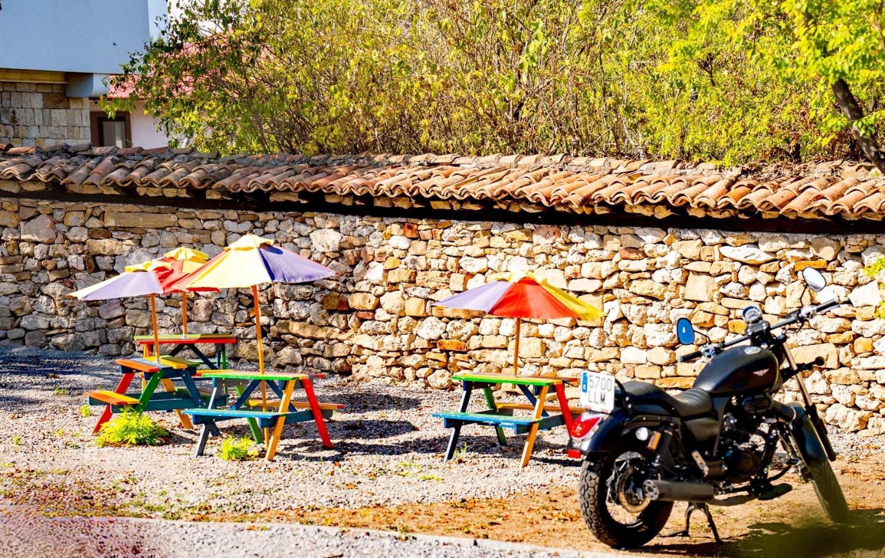Complex Arbanashki Style-Panoramic View With Summer And Winter Terrace, Jacuzzi, Sauna, Children'S And Adult Area With Cinema Summer Arbanasi Dış mekan fotoğraf