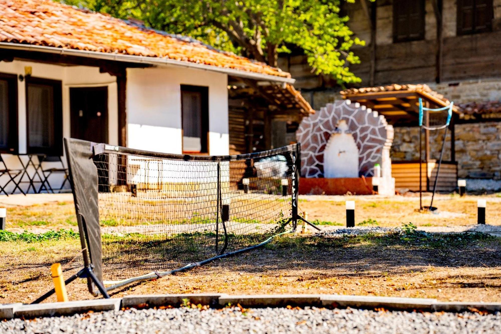 Complex Arbanashki Style-Panoramic View With Summer And Winter Terrace, Jacuzzi, Sauna, Children'S And Adult Area With Cinema Summer Arbanasi Dış mekan fotoğraf