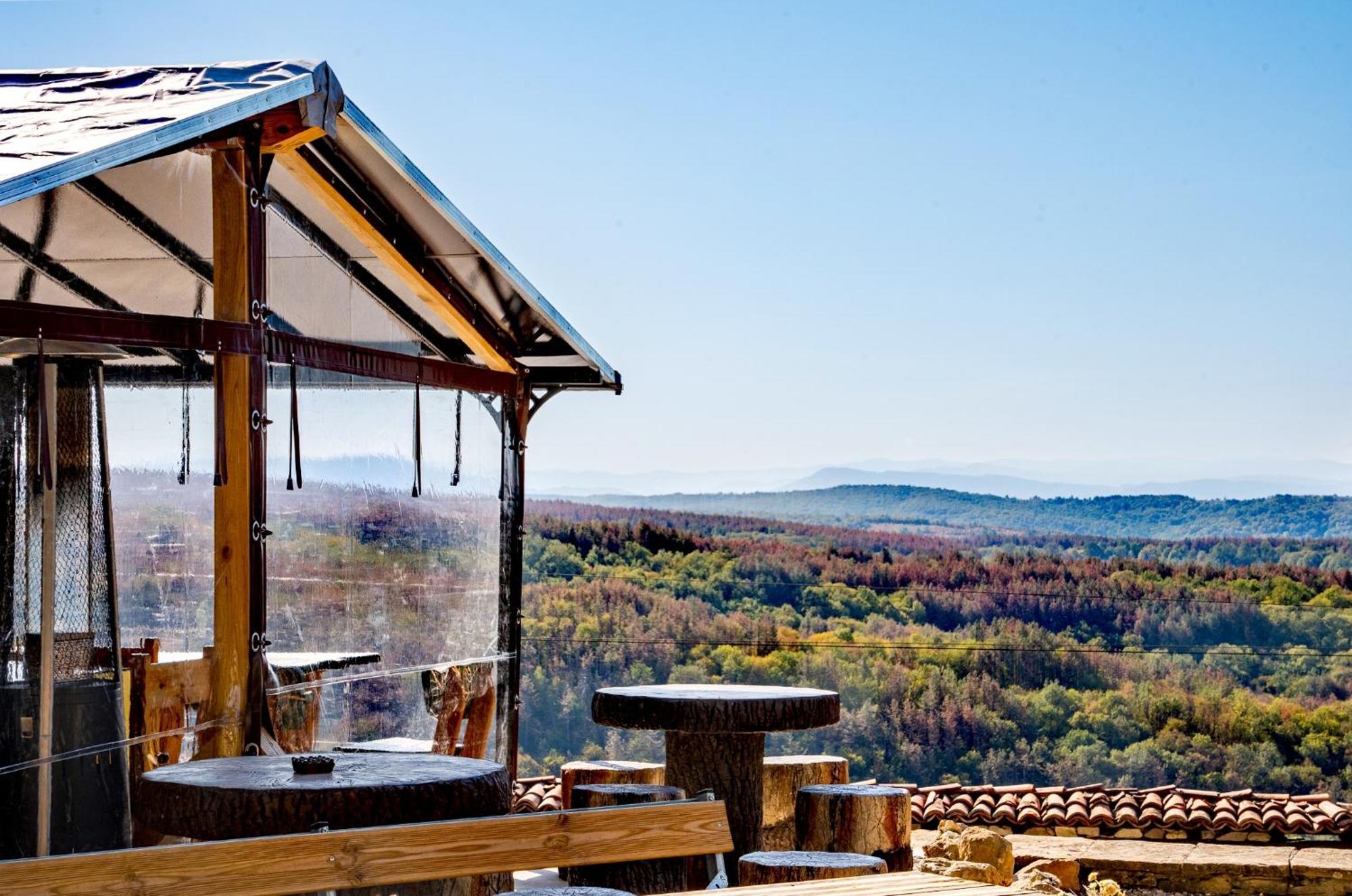 Complex Arbanashki Style-Panoramic View With Summer And Winter Terrace, Jacuzzi, Sauna, Children'S And Adult Area With Cinema Summer Arbanasi Dış mekan fotoğraf