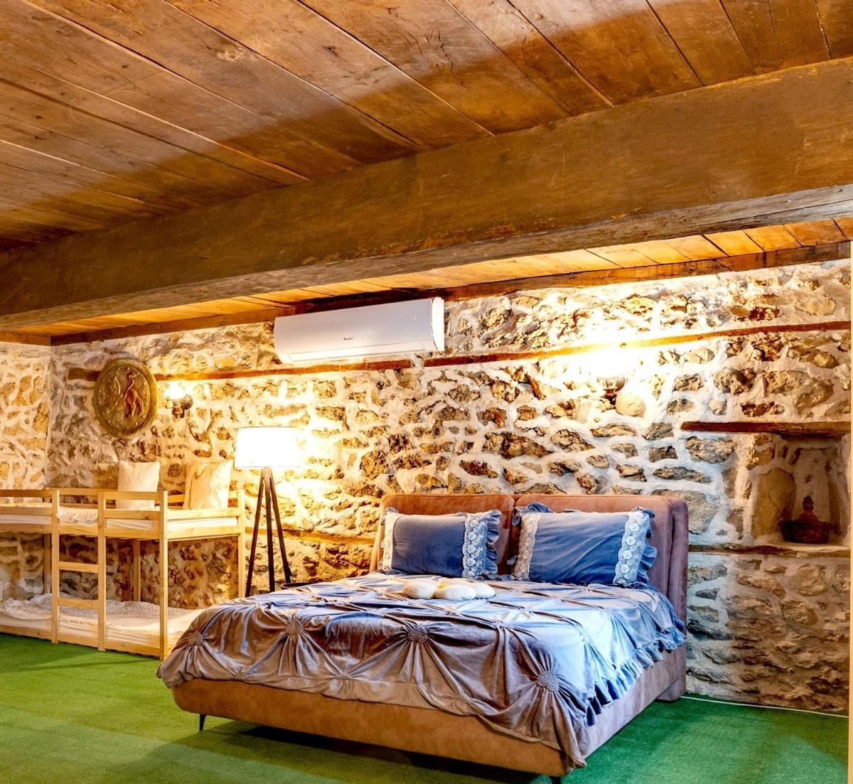 Complex Arbanashki Style-Panoramic View With Summer And Winter Terrace, Jacuzzi, Sauna, Children'S And Adult Area With Cinema Summer Arbanasi Dış mekan fotoğraf